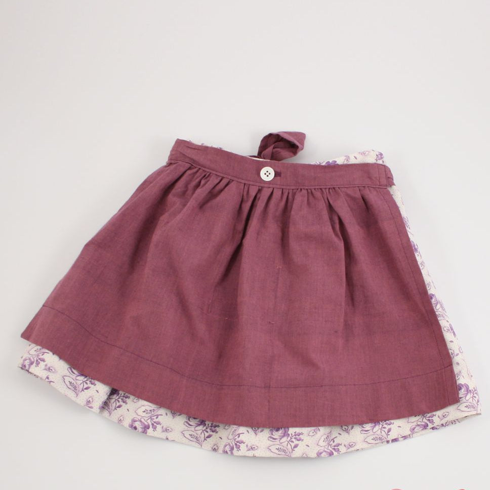 Dirndlrock HEIDI aus lila Vintagestoffen