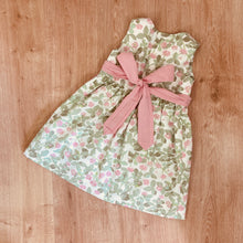 Kinder- und Baby-Dirndl mit Erdbeermuster