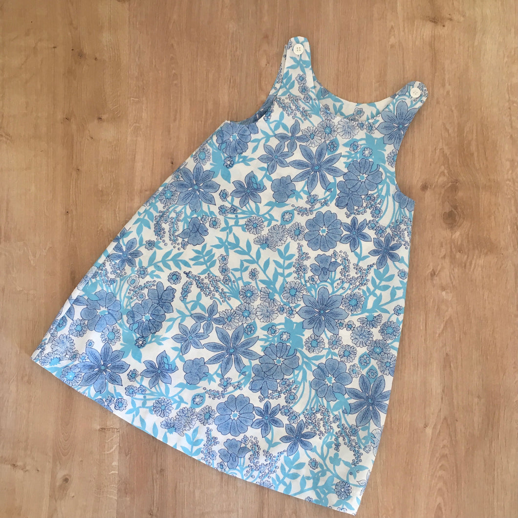 Sommerkleid aus Vintagestoff in türkis-blau